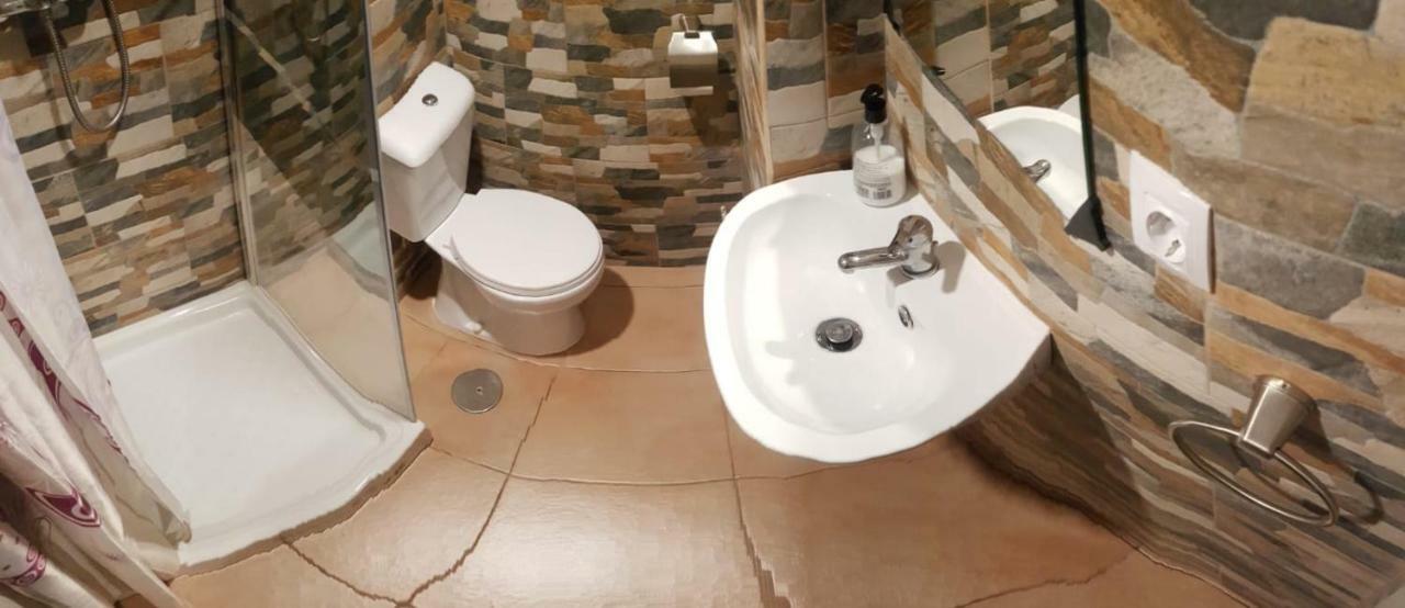 Apartamentos Con Patio Alicante Eksteriør billede